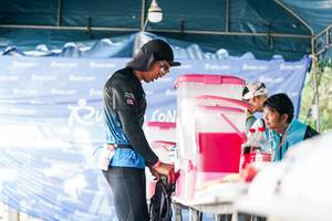 BIB: 
                            <button type="button" onclick="openModal(28155933)" class="btn btn-primary btn-sm float-right btn-popup" data-toggle="modal" data-target=".modal-high-quality">
                        <i class="fas fa-shopping-cart"></i> Add to Cart
                    </button>
                                            <button type="button" onclick="isThisMe(28155933, true)" class="btn btn-success btn-sm float-right btn-popup btn-isme hidden" data-toggle="tooltip" data-placement="bottom" title="นี่คือรูปของคุณใช่ไหม คลิกที่นี่เพื่อเอาเข้าอัลบั้ม">
                        <i class="fas fa-plus"></i> Add to album
                    </button>
                    <button type="button" onclick="isThisMe(28155933, false)" class="btn btn-warning btn-sm float-right btn-popup btn-isnotme hidden">
                        <i class="fas fa-ban"></i> Remove from album
                    </button>